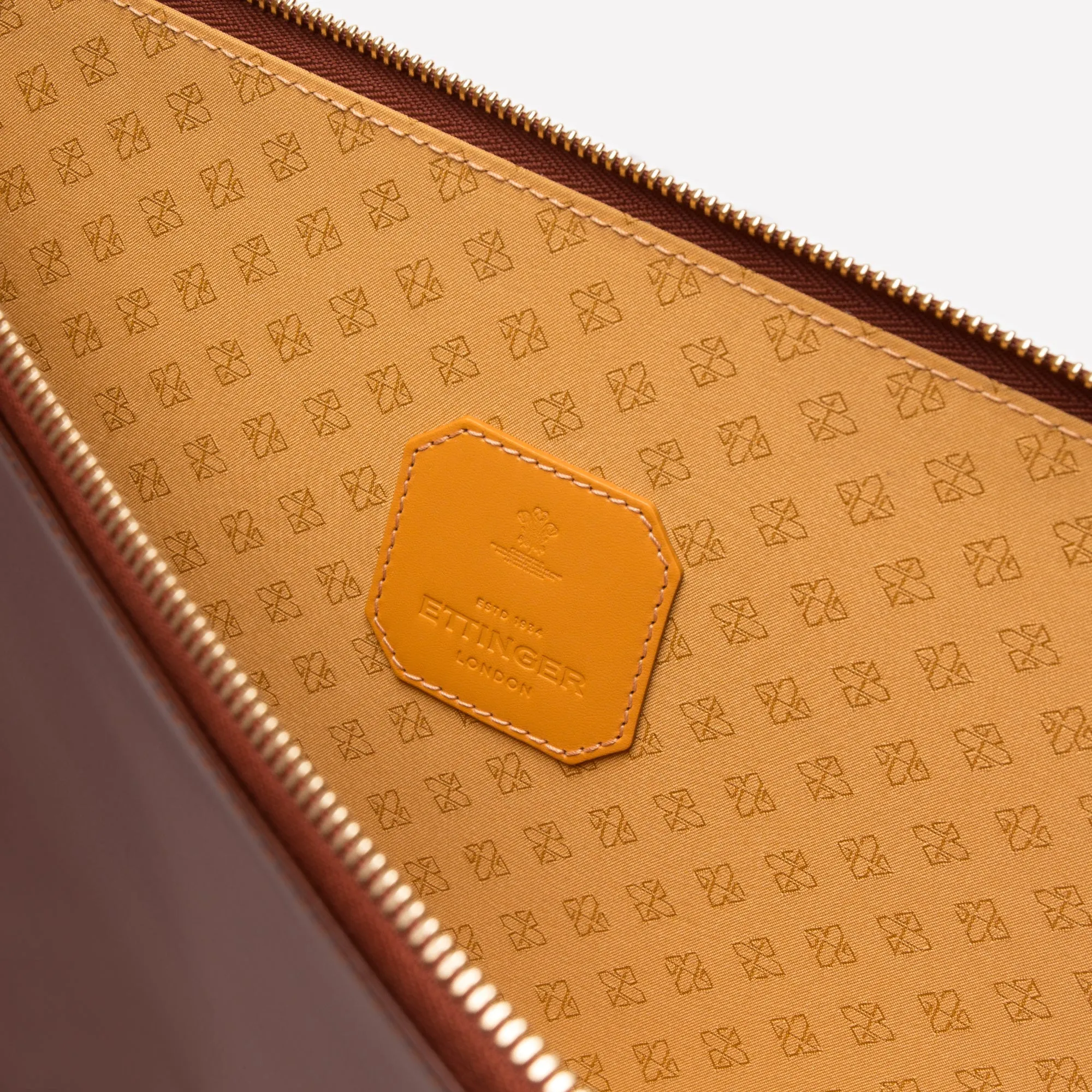 Bridle Hide Large Zip Portfolio