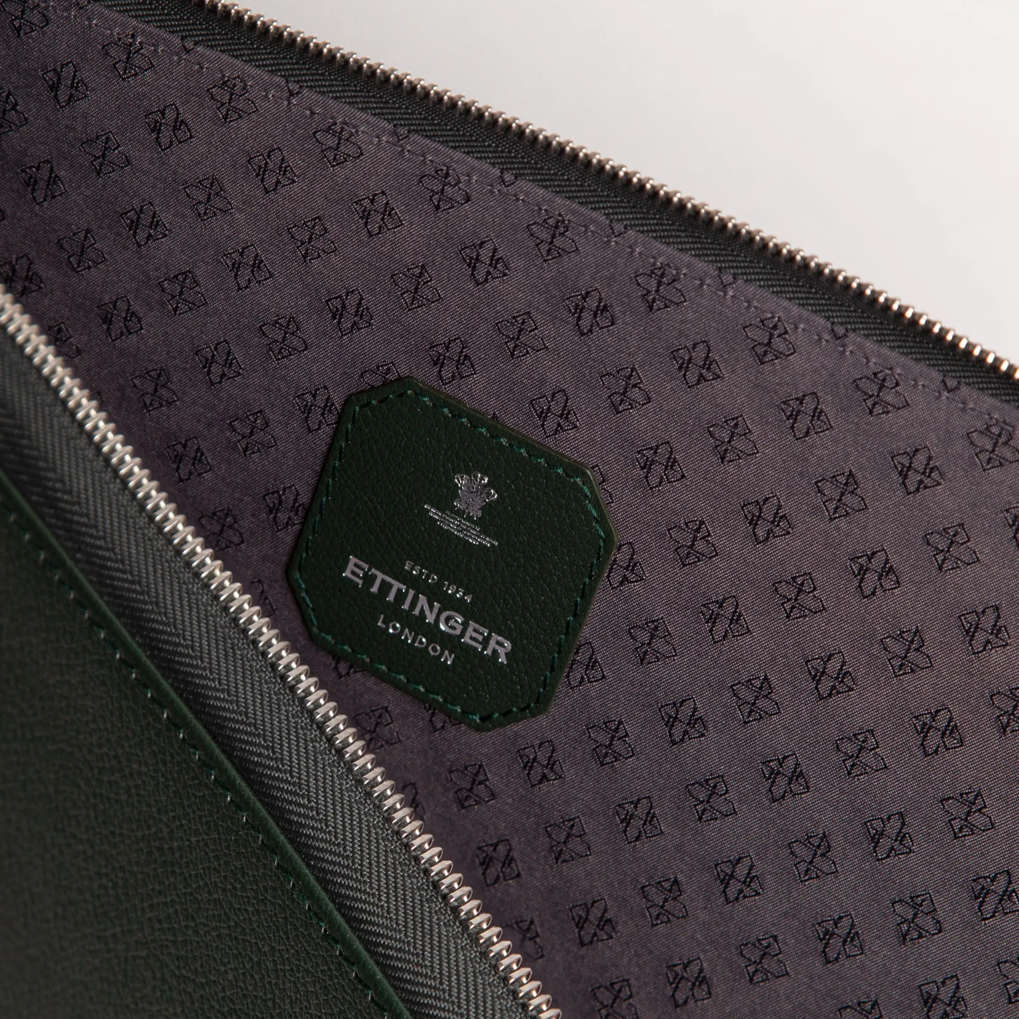 Capra Large Zip Portfolio